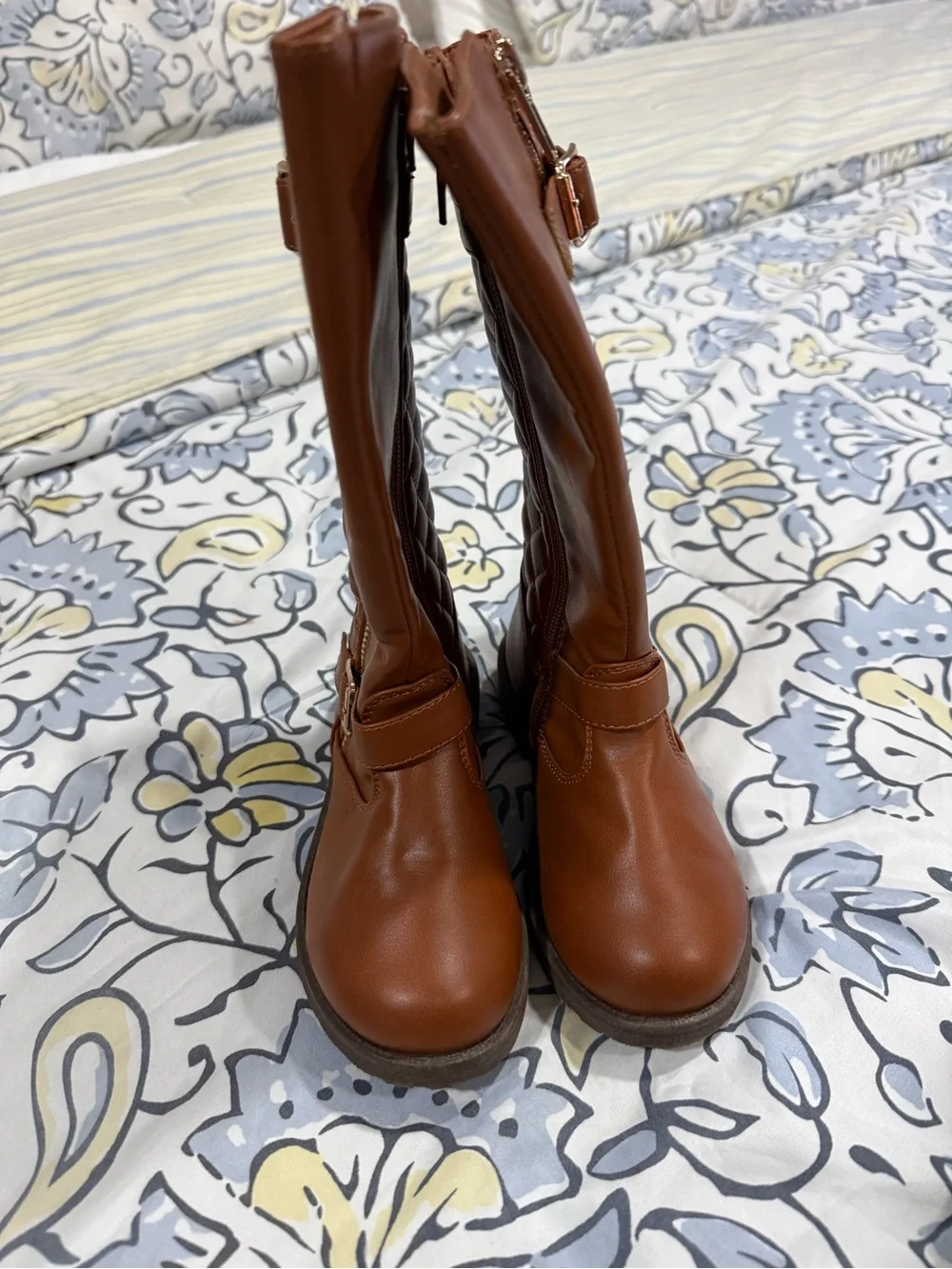 Children’s place little girl boot